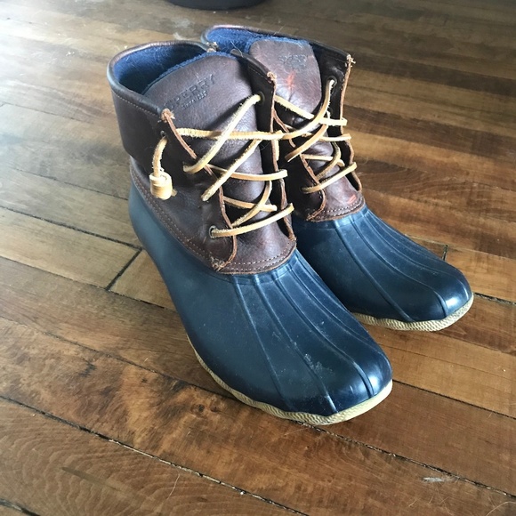 used sperry duck boots